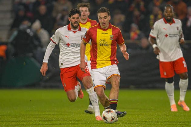 2026-01-29 - Europa League match DEVENTER, NETHERLANDS - JANUARY 29: Aske Adelgaard of Go Ahead Eagles battles for possession with Florian Grillitsch of SC Braga during the Europa League match at the De Adelaarshorst on January 29, 2026 in Deventer, Netherlands Deventer De Adelaarshorst Netherlands Content not available for redistribution in The Netherlands directly or indirectly through any third parties. Copyright: xDennisxBresserx
