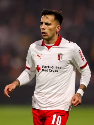 DEVENTER, NETHERLANDS - JANUARY 29: Rodrigo Zalazar of SC Braga looks on during the UEFA Europa League 2025 26 League Phase MD8 match between Go Ahead Eagles and SC Braga at Stadion De Adelaarshorst on January 29, 2026 in Deventer, Netherlands. (Photo by Rene Nijhuis) SPO  Copyright: xRenexNijhuis