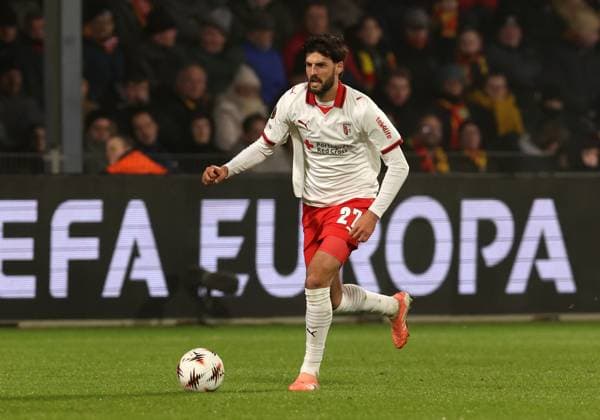 Florian Grillitsch of Braga during the match Go Ahead Eagles vs Braga at the De Adelaarshorst for the UEFA Europa League season 2025-2026 in DEVENTER, Netherlands on 29 january 2026 (Photo by Peter Lous EYE4IMAGES) -