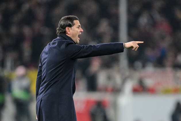 Trainer Gerardo Seoane (BSC Young Boys) gestures during the UEFA Europa League 2025 26 League Phase MD8 match between VfB Stuttgart and BSC Young Boys at Stuttgart Arena on January 29, 2026 in Stuttgart, Germany. (Photo by Harry Langer DeFodi Images) -