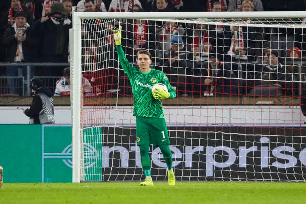 Marvin Keller (BSC Young Boys, 01) , Deutschland, Fussball, UEFA Europa League, 8. Spieltag, 2025 2026, VfB Stuttgart vs. Young Boys Bern, 29.01.2026, Stuttgart MHP Arena Deutschland Copyright: xGrantxHubbsx