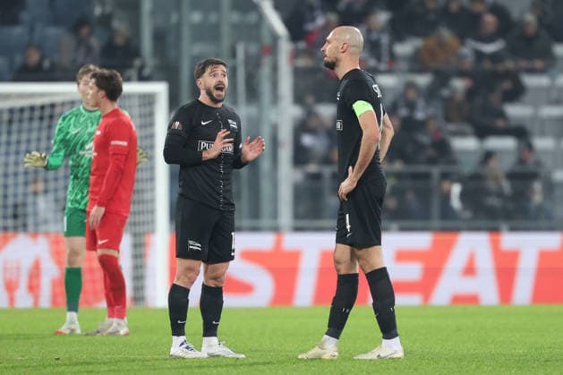 SOCCER - UEFA EL, Sturm vs Brann GRAZ,AUSTRIA,29.JAN.26 - SOCCER - UEFA Europa League, SK Sturm Graz vs SK Brann Bergen. Image shows Otar Kiteishvili and Jon Gorenc Stankovic (Sturm).  GEPAxpictures xChrisxBauer