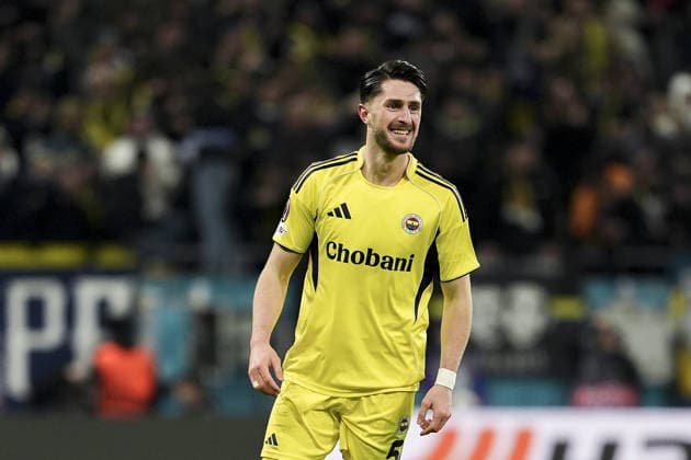 FCSB v Fenerbahce - UEFA Europa League BUCHAREST, ROMANIA - JANUARY 29: Ismail Yuksek (5) of Fenerbahce celebrates after scoring a goal during the UEFA Europa League Week 8 football match between FCSB and Fenerbahce in Bucharest, Romania on January 29, 2026. Arife Karakum Anadolu Bucharest Romania. Editorial use only. Please get in touch for any other usage.  Copyright: x2026xAnadoluxArifexKarakumx