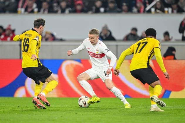 Christian Fassnacht (BSC Young Boys), Chris Führich (VfB Stuttgart) und Daidy Janko (BSC Young Boys) battle for the ball during the UEFA Europa League 2025 26 League Phase MD8 match between VfB Stuttgart and BSC Young Boys at Stuttgart Arena on January 29, 2026 in Stuttgart, Germany. (Photo by Harry Langer DeFodi Images) -