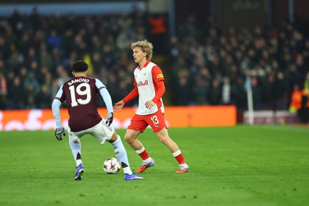 SOCCER - UEFA EL, Aston Villa vs RBS BIRMINGHAM,ENGLAND,29.JAN.26 - SOCCER - UEFA Europa League, Aston Villa FC vs Red Bull Salzburg. Image shows Frans Kraetzig (RBS).  GEPAxpictures xMichaelxZemanek
