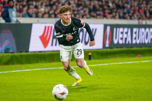 Fussball UEFA Europa League 2025 26, 8. Spieltag - OSC Lille vs SC Freiburg - Stade Pierre Mauroy (Lille, Frankreich): Philipp Treu (SC Freiburg, 29) Copyright: xJOERANxSTEINSIEKx