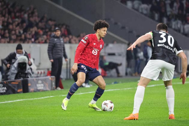 FOOTBALL : LOSC Lille vs Freiburg - UEFA Europa League - 29 01 2026 Tiago SANTOS (LOSC Lille) lors du match LOSC Lille vs Freiburg, UEFA Europa League phase de ligue, Decathlon Arena stade Pierre Mauroy, le 29 janvier 2026 - photo Laurent Sanson PsnewZ  Copyright: xLaurentxSANSONx xPsnewZx