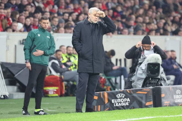FOOTBALL : LOSC Lille vs Freiburg - UEFA Europa League - 29 01 2026 Bruno GENESIO (entraineur LOSC Lille) lors du match LOSC Lille vs Freiburg, UEFA Europa League phase de ligue, Decathlon Arena stade Pierre Mauroy, le 29 janvier 2026 - photo Laurent Sanson PsnewZ  Copyright: xLaurentxSANSONx xPsnewZx