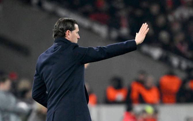 Trainer Coach Gerardo Seoane BSC Young Boys Bern am Spielfeldrand Gestik Geste VfB Stuttgart vs Young Boys Bern YB EUROPA LEAGUE EL 29.01.2026 DFL REGULATIONS PROHIBIT ANY USE OF PHOTOGRAPHS AS IMAGE SEQUENCES AND OR QUASI-VIDEO VfB Stuttgart vs Young Boys Bern YB