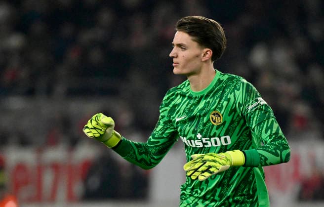 TOR zum 2:1 Armin Gigovic BSC Young Boys Bern (37) Torschuss Aktion Torchance (nicht im Bild) Torjubel Torwart Marvin Keller BSC Young Boys Bern (01) VfB Stuttgart vs Young Boys Bern YB EUROPA LEAGUE EL 29.01.2026 DFL REGULATIONS PROHIBIT ANY USE OF PHOTOGRAPHS AS IMAGE SEQUENCES AND OR QUASI-VIDEO VfB Stuttgart vs Young Boys Bern YB