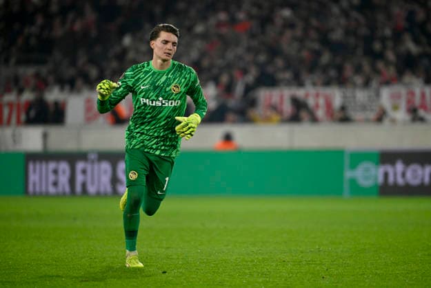 TOR zum 2:1 Armin Gigovic BSC Young Boys Bern (37) Torschuss Aktion Torchance (nicht im Bild) Torjubel Torwart Marvin Keller BSC Young Boys Bern (01) VfB Stuttgart vs Young Boys Bern YB EUROPA LEAGUE EL 29.01.2026 DFL REGULATIONS PROHIBIT ANY USE OF PHOTOGRAPHS AS IMAGE SEQUENCES AND OR QUASI-VIDEO VfB Stuttgart vs Young Boys Bern YB
