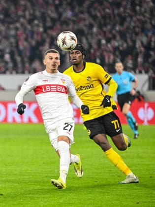 Badredine Bouanani (VfB Stuttgart) und Joel Monteiro (BSC Young Boys) battle for the ball during the UEFA Europa League 2025 26 League Phase MD8 match between VfB Stuttgart and BSC Young Boys at Stuttgart Arena on January 29, 2026 in Stuttgart, Germany. (Photo by Harry Langer DeFodi Images) -