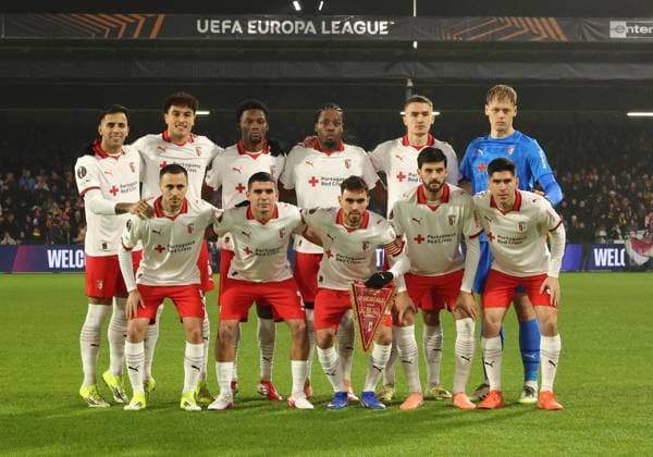 Teamphoto Braga during the match Go Ahead Eagles vs Braga at the De Adelaarshorst for the UEFA Europa League season 2025-2026 in DEVENTER, Netherlands on 29 january 2026 (Photo by Peter Lous EYE4IMAGES) -