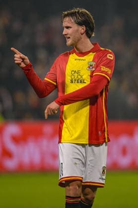 2026-01-29 - Europa League match DEVENTER, NETHERLANDS - JANUARY 29: Oskar Sivertsen of Go Ahead Eagles looks on during the Europa League match at the De Adelaarshorst on January 29, 2026 in Deventer, Netherlands Deventer De Adelaarshorst Netherlands Content not available for redistribution in The Netherlands directly or indirectly through any third parties. Copyright: xDennisxBresserx
