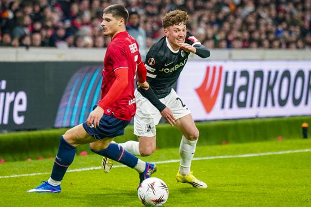 Fussball UEFA Europa League 2025 26, 8. Spieltag - OSC Lille vs SC Freiburg - Stade Pierre Mauroy (Lille, Frankreich): Philipp Treu (SC Freiburg, 29) Copyright: xJOERANxSTEINSIEKx