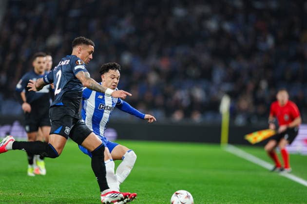 January 29, 2026, Porto, Porto, Portugal: James Tavernier of Rangers Football Club and Pepe of Fc Porto in action during the Uefa Europa League - League phase, matchday 8 between FC Porto and Rangers Football Club at Estadio Dragao, in Porto, Portugal, on January 29, 2026. Porto Portugal - ZUMAe141 20260129_zsp_e141_043 Copyright: xLuisxEirasx