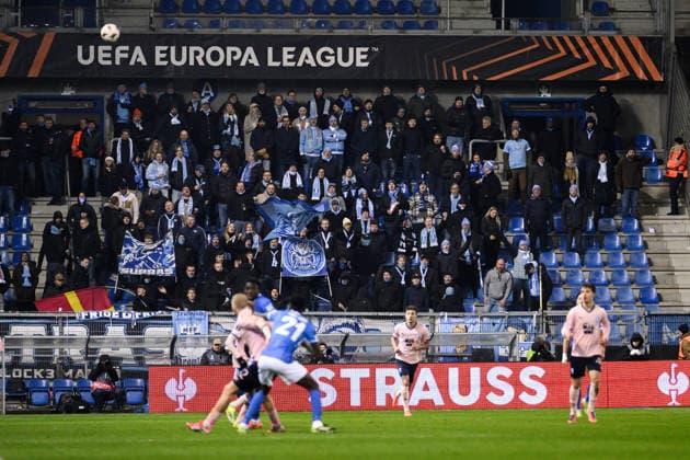 260129 Fans of Malmö FF during the UEFA Europa League football match between KRC Genk and Malmö FF on January 29, 2026 in Genk. Photo: Simon Hastegard BILDBYRAN kod SH SH0684 fotboll football soccer fotball uefa europa league europa league krc genk malmö ff bbeng publik Copyright: SIMONxHASTEGARD BB260129SH059