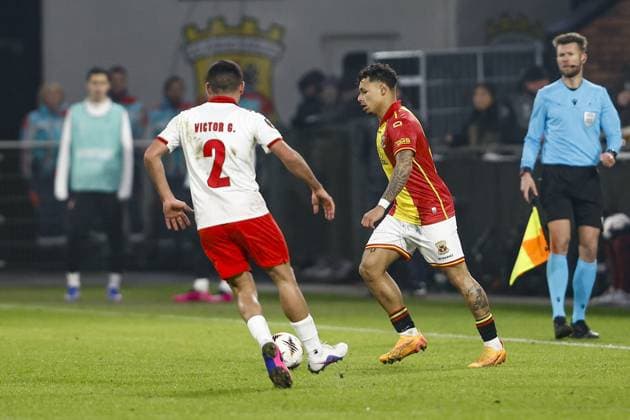 DEVENTER , 29-01-2026 , Stadium De Adelaarshorst , season 2025 2026 , UEFA Europa League League phase . match between Go Ahead Eagles and SC Braga, Picture shows GA Eagles player Dean James Go Ahead Eagles - Braga  x201172643x Copyright: