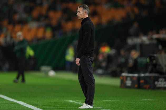 Fußball, EuroLeague, Real Betis Sevilla - Feyenoord Rotterdam #6 ESP: Real Betis - Feyenoord. UEFA Europa League. Matchday 8 Feyenoord manager Robin Van Persie during the UEFA Europa League match, between Real Betis and Feyenoord, Matchday 8, played at La Cartuja Stadium on January 29, 2026 in Sevilla, Spain. kpng Copyright: xAntonioxPozox xPRESSINx AP_260129_BET_FEY_021