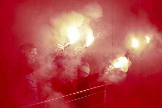 DEVENTER - Go Ahead Eagles supporters set off fireworks in the stands during the UEFA Europa League match between Go Ahead Eagles and Sporting Braga at De Adelaarshorst on January 29, 2026, in Deventer, Netherlands. VINCENT JANNINK ANP UEFA Europa League 2025-2026 xVIxANPxSportx xxANPxIVx 549053196 originalFilename: 549053196.jpg