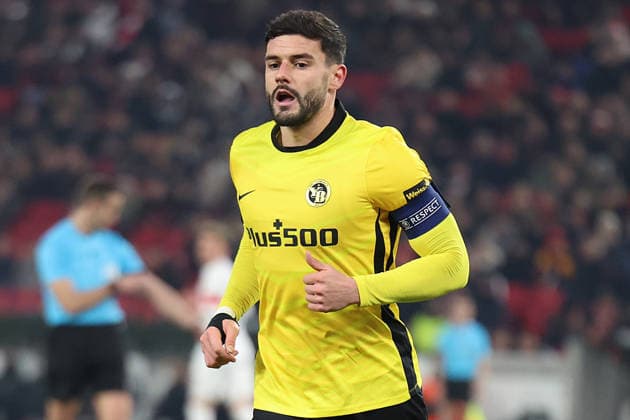 29.01.2026, xrekx, Fussball UEFA Europa League, VfB Stuttgart - Young Boys Bern v.l. Loris Benito (BSC Young Boys) (DFL DFB REGULATIONS PROHIBIT ANY USE OF PHOTOGRAPHS as IMAGE SEQUENCES and or QUASI-VIDEO) Stuttgart