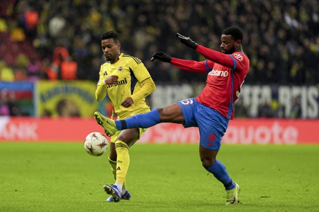 FCSB v Fenerbahce - UEFA Europa League BUCHAREST, ROMANIA - JANUARY 29: Mamadou Thiam (R) of Fenerbahce in action against Nelson Semedo (L) of FCSB during the UEFA Europa League Week 8 football match between FCSB and Fenerbahce in Bucharest, Romania on January 29, 2026. Arife Karakum Anadolu Bucharest Romania. Editorial use only. Please get in touch for any other usage.  Copyright: x2026xAnadoluxArifexKarakumx