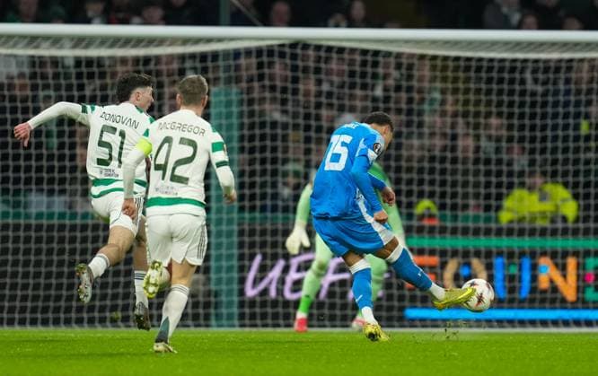 Adrian Blake of FC Utrecht scores to reduce Celtic s lead to 3-2. Celtic v Utrecht, UEFA Europa League, Group Stage, Football, Celtic Park, Glasgow, UK - 29 Jan 2026Glasgow Celtic Park United Kingdom EDITORIAL USE ONLY No use with unauthorised audio, video, data, fixture lists, club league logos or live services. Online in-match use limited to 120 images, no video emulation. No use in betting, games or single club league player publications. Copyright: xStuartxWallace Shutterstockx 16445870at