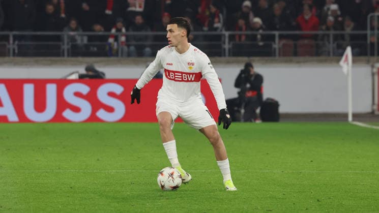 Stuttgart, Fußball Europa League , VfB Stuttgart vs. BSC Young Boys Bern , Bilal El Khannouss ( VfB )
