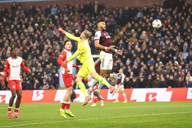 Tyrone Mings of Aston Villa scores a goal 2-2. Aston Villa v Red Bull Salzburg, UEFA Europa League, Group Stage, Football, Villa Park, Birmingham, UK - 29 Jan 2026Birmingham Villa Park United Kingdom EDITORIAL USE ONLY No use with unauthorised audio, video, data, fixture lists, club league logos or live services. Online in-match use limited to 120 images, no video emulation. No use in betting, games or single club league player publications.  Copyright: xRyanxBrowne Shutterstockx 16445867ca