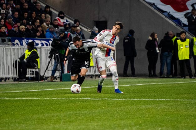 OL - PAOK à Décines-Charpieu le 29 janvier 2026. Nicolas Liponne MAXPPP - Décines-Charpieu 29 01 2026 Afonso Moreira et Andrija Zivkovic lors du match de football entre l Olympique Lyonnais (OL) et PAOK Salonique dans le cadre de la 8e journée de ligue Europa au stade de Lyon Groupama Stadium, à Décines-Charpieu, le 29 janvier 2026. Football match between Olympique Lyonnais (OL) and PAOK Thessaloniki as part of the eighth matchday of the Europa League at the Groupama Stadium in Lyon, Décines-Charpieu, on January 29, 2026. Décines-Charpieu Auvergne Rhône-Alpes France  Copyright: xMAXPPPxNicolasxLiponnex NLP202601295462 NLP202601295462