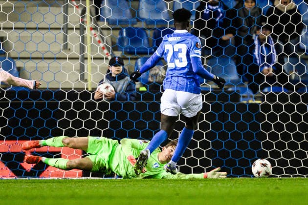260129 Goalkeeper Melker Ellborg of Malmö FF during the UEFA Europa League football match between KRC Genk and Malmö FF on January 29, 2026 in Genk. Photo: Simon Hastegard BILDBYRAN kod SH SH0684 fotboll football soccer fotball uefa europa league europa league krc genk malmö ff bbeng Copyright: SIMONxHASTEGARD BB260129SH069