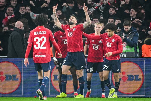January 29, 2026, Lamorlaye, France, France: Olivier GIROUD of Lille celebrate his goal with teammates during the UEFA Europa League, League Phase MD8 match between Lille OSC (LOSC) and SC Freiburg at Pierre Mauroy Stadium on January 29, 2026 in Villeneuve-d Ascq near Lille, France. Lamorlaye France - ZUMAm308 20260129_zsp_m308_017 Copyright: xMatthieuxMirvillex