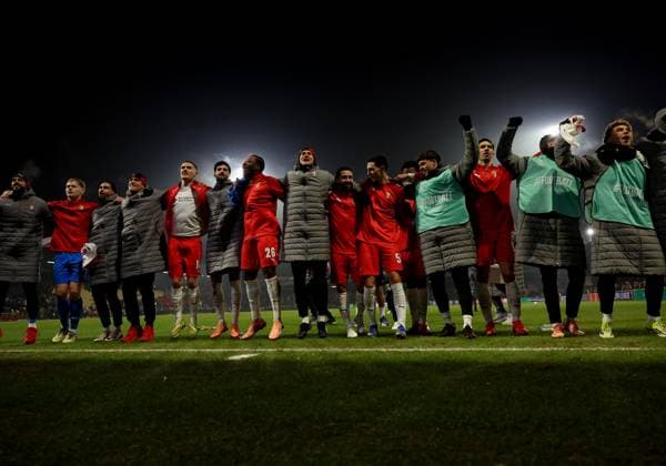 Braga players celebrate going to the next round during the match Go Ahead Eagles vs Braga at the De Adelaarshorst for the UEFA Europa League season 2025-2026 in DEVENTER, Netherlands on 29 january 2026 (Photo by Peter Lous EYE4IMAGES) -