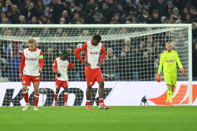 SOCCER - UEFA EL, Aston Villa vs RBS BIRMINGHAM,ENGLAND,29.JAN.26 - SOCCER - UEFA Europa League, Aston Villa FC vs Red Bull Salzburg. Image shows the disappointment of RBS.  GEPAxpictures xMichaelxZemanek