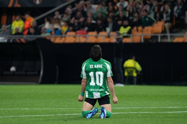 Ez Abde (N10) after getting a goal disallowed during the UEFA Europa League 25 26 match between Real Betis and Feyenoord at the Estadio La Cartuja in Sevilla, Spain Copyright: xAndresxLopezxSheridanxx xSPPx Sportspressphoto_SPR86819