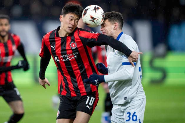 Europa League: FC Midtjylland - Dinamo Zagreb FC Midtjylland s Cho Gue-Sung in action with Dinamo Zagreb s Sergi Dominguez during the Europa League match between FC Midtjylland and Dinamo Zagreb at MCH Arena in Herning on Thursday, January 29, 2026. (Photo: Bo Amstrup Ritzau Scanpix) , Herning Denmark Mors Copyright: BoxAmrstrupx xRitzauxScanpix BoxAmstrupx spdk20260129-232148-L
