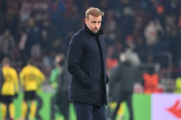 Trainer Sebastian HOENESS (VFB Stuttgart) nach Spielende, Einzelbild,angeschnittenes Einzelmotiv,Halbfigur,halbe Figur. Fussball UEFA Europa League VfB Stuttgart -BSC Young Boys 3-2 am 29.01.2026 MHP ARENA.