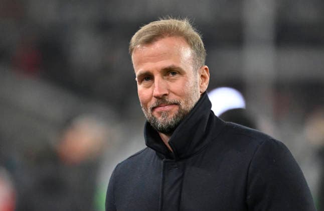 vor Spielbeginn: Trainer Coach Sebastian Hoeness VfB Stuttgart Portrait VfB Stuttgart vs Young Boys Bern YB EUROPA LEAGUE EL 29.01.2026 DFL REGULATIONS PROHIBIT ANY USE OF PHOTOGRAPHS AS IMAGE SEQUENCES AND OR QUASI-VIDEO VfB Stuttgart vs Young Boys Bern YB