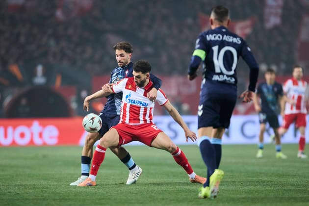 RC Celta de Vigo v FK Crvena Zvezda - UEFA Europa League BELGRADE, SERBIA - JANUARY 29: Javi Rueda of Celta de Vigo competes for the ball with Nayair Tiknizyan of FK Crvena Zvezda during the UEFA Europa League 2025 26 League Phase MD8 match between RC Celta de Vigo and FK Crvena Zvezda at Rajko Mitic Stadium on January 29, 2026 in Belgrade, Serbia Belgrade Rajko Mitic Stadium Serbia Copyright: xDiegoxSimonx