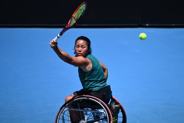 TENNIS AUSTRALIAN OPEN, Yui Kamiji of Japan in action during the women™s wheelchair singles semifinal against Xiaohui Li of Cina on day 13 of the 2026 Australian Open tennis tournament at Melbourne Park in Melbourne, Friday, January 30, 2026. ( NO ARCHIVING MELBOURNE VICTORIA AUSTRALIA  Copyright: xJOELxCARRETTx 20260130121683161517