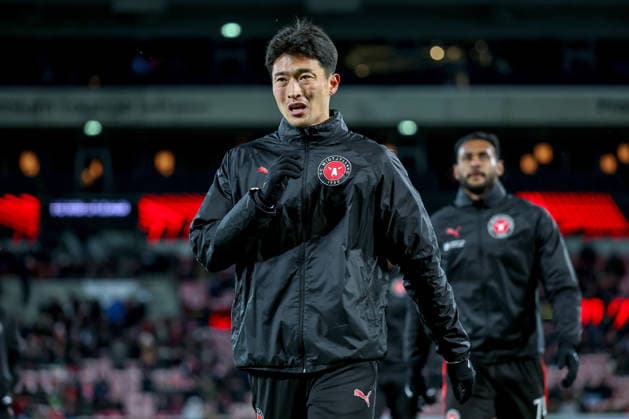 29.01.2026, Fußball, UEFA Europa League, Matchday 8, FC Midtjylland - GNK Dinamo Zagreb, MCH Arena in Herning, Dänemark: Gue-sung Cho (FC Midtjylland 10) Regulations prohibit any use of photographs as image sequences and or quasi-video. Dänemark