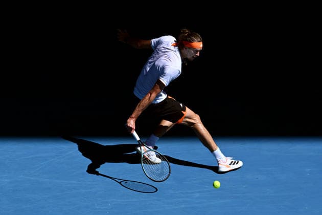 TENNIS AUSTRALIAN OPEN, Alexander Zverev of Germany in action during the men™s semifinal against Carlos Alcaraz of Spain on day 13 of the 2026 Australian Open tennis tournament at Melbourne Park in Melbourne, Friday, January 30, 2026. ( NO ARCHIVING MELBOURNE VICTORIA AUSTRALIA  Copyright: xJOELxCARRETTx 20260130193538811413