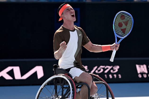 TENNIS AUSTRALIAN OPEN, Tokito Oda of Japan celebrates match point during the men™s wheelchair singles semifinal against Gustavo Fernandez of Argentina on day 13 of the 2026 Australian Open tennis tournament at Melbourne Park in Melbourne, Friday, January 30, 2026. ( NO ARCHIVING MELBOURNE VICTORIA AUSTRALIA  Copyright: xJAMESxROSSx 20260130177265050026
