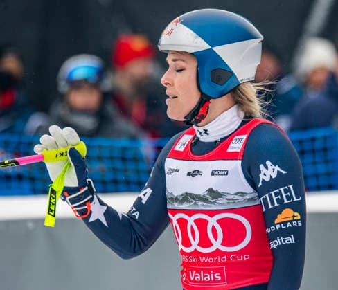 January 30, 2026, Crans-Montana, Valais, Switzerland: Crans-Montana Switzerland, 01 30 2026: LINDSEY VONN of USA 6 celebrates the crowd after his fall during Audi FIS World Cup Crans Montana and took place in the famous ski resort of Crans-Montana, in preparation for the future 2027 Alpine World Ski Championships in Switzerland. Crans-Montana Switzerland - ZUMAd206 20260130_zip_d206_003 Copyright: xEricxDubostx