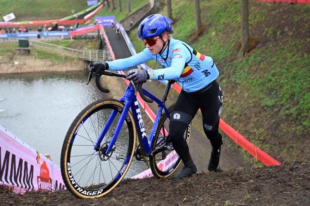 UCI World Championships 2026 Hulst - Media activities 30 01 2026 HULST, THE NETHERLANDS - JANUARY 30 : A Belgian Cyclocross rider pictured on training during the official training session on the track of the 2026 UCI Cyclo-Cross World Championships on January 30, 2026 in Hulst, The Netherlands, 30 01 2026 Hulst The Netherlands  Copyright: xNicoxVereeckenx