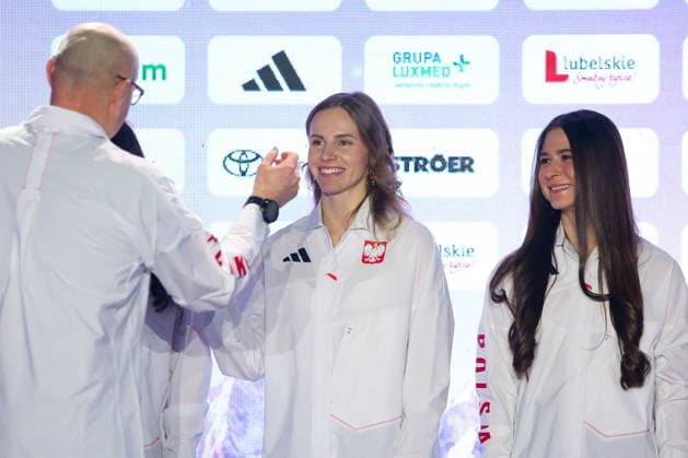 WARSZAWA 30.01.2026 XXV ZIMOWE IGRZYSKA OLIMPIJSKIE MEDIOLAN-CORTINA 2026 - SLUBOWANIE OLIMPIJSKIE REPREZENTACJA POLSKI TEAM PL --- MILANO-CORTINA 2026 XXV OLYMPIC Winter games, Winterspiele,Spiele, Summer games - OLYMPIC OATH OF POLISH national team, Nationalteam IN WARSAW NATALIA SIDOROWICZ KAMILA ZUK FOT. ANNA KLEPACZKO FOTOPYK NEWSPIX.PL --- newspix.pl 