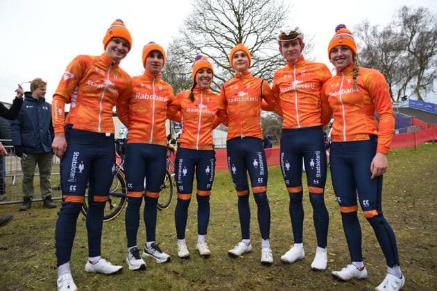 Winner of the relay, dutch team with Dutch Guus van den Eijnden, Dutch Shirin van Anrooij, 10D Dutch Leonie Bentveld, 10C Dutch Isis Versluis (R), 10B Dutch Delano Heeren and Dutch Tibor Del Grosso (2nd R) celebrate at the Team Relay race at the UCI Cyclocross World Championships, on Friday 30 January 2026, in Hulst, The Netherlands. DAVIDxPINTENS  x159807742x