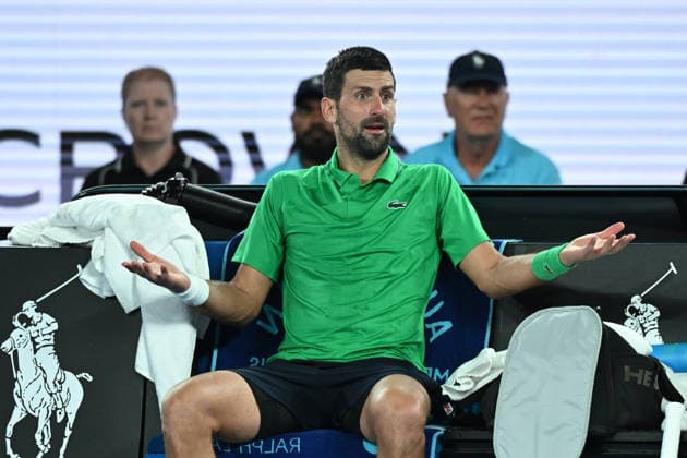 TENNIS AUSTRALIAN OPEN, Novak Djokovic reacts in action during the men™s semifinal against Jannik Sinner of Italy on day 13 of the 2026 Australian Open tennis tournament at Melbourne Park in Melbourne, Friday, January 30, 2026. ( NO ARCHIVING MELBOURNE VICTORIA AUSTRALIA  Copyright: xJAMESxROSSx 20260131136306786211