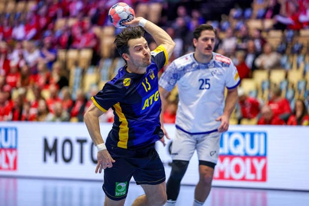30.01.2026, Handball, Men s EHF EURO 2026, Portugal - Schweden, Jyske Bank Boxen in Herning, Dänemark, Spiel um Platz 5: Sebastian Karlsson (Sweden 13) Dänemark