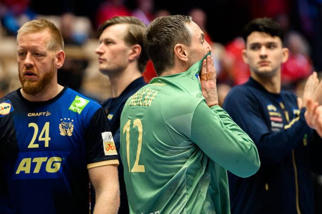 Herning: Handball EM 2026 - Spiel Platz 5 - Portugal - Schweden Torhueter Andreas Palicka (Schweden) unzufrieden enttäuscht enttaeuscht niedergeschlagen frustriert, Herning Jyske Bank Boxen Daenemark